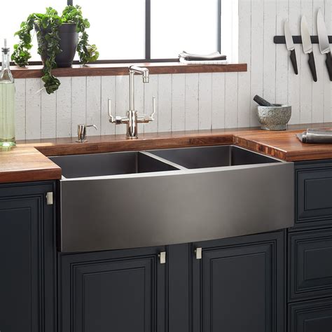 stainless farmhouse kitchen sink